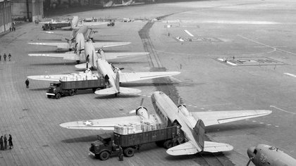 Aviones Douglas C-47 Skytrain en Tempelhof (Air Mobility Command Museum)