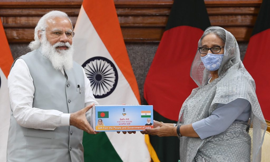 Reunión entre el Primer Ministro de India, Narendra Modi, y la Primera Ministro de Bangladesh, Sheikh Hasina | Ministro de Exteriores de india