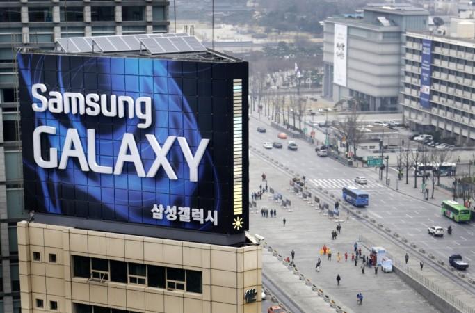 Anuncio de un smartphone de Samsung. La empresa surcoreana es un buen ejemplo del boom económico experimentado por Corea del Sur durante el milagro del río Han. 