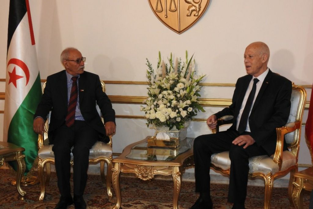 El presidente de la República de Túnez, Kaïs Saied, se reune con el presidente de la RASD, Brahim Ghali
