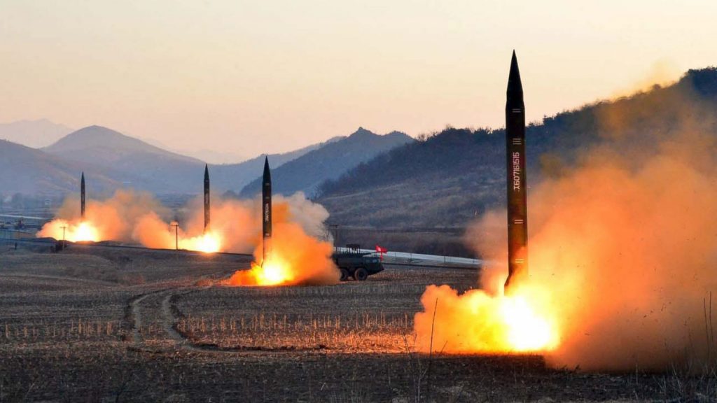 Lanzamiento de misiles por parte de Corea del Norte