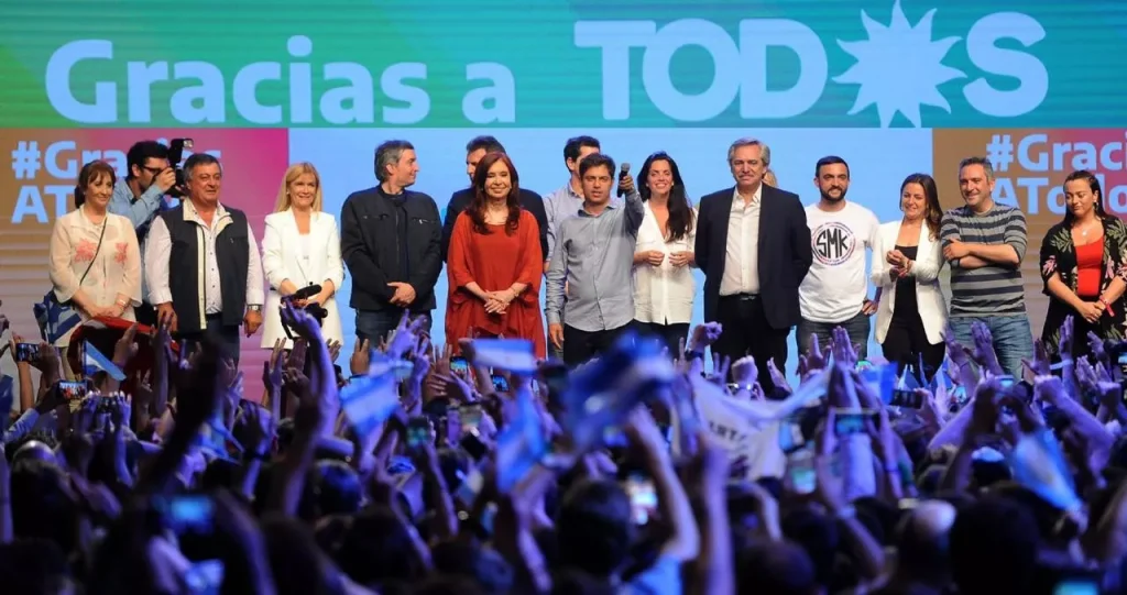 Cristina Fernández de Kirchner, Sergio Massa, Axel Kicillof y Alberto Fernández, en primera línea, son algunos de los políticos más influyentes en Argentina.