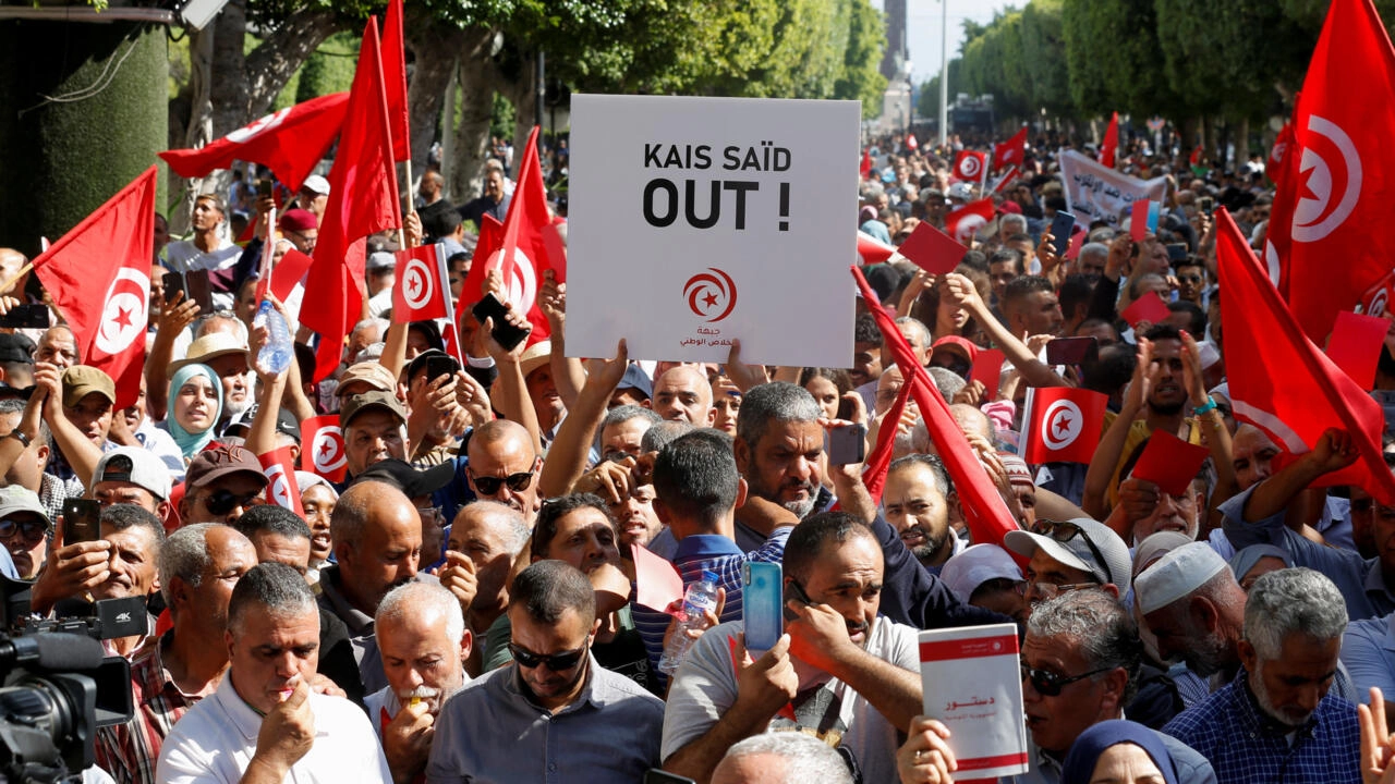 Marcha contra el Presidente Saied en Túnez