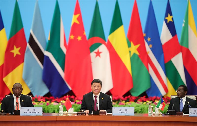 El tablero africano (II):La República Popular China