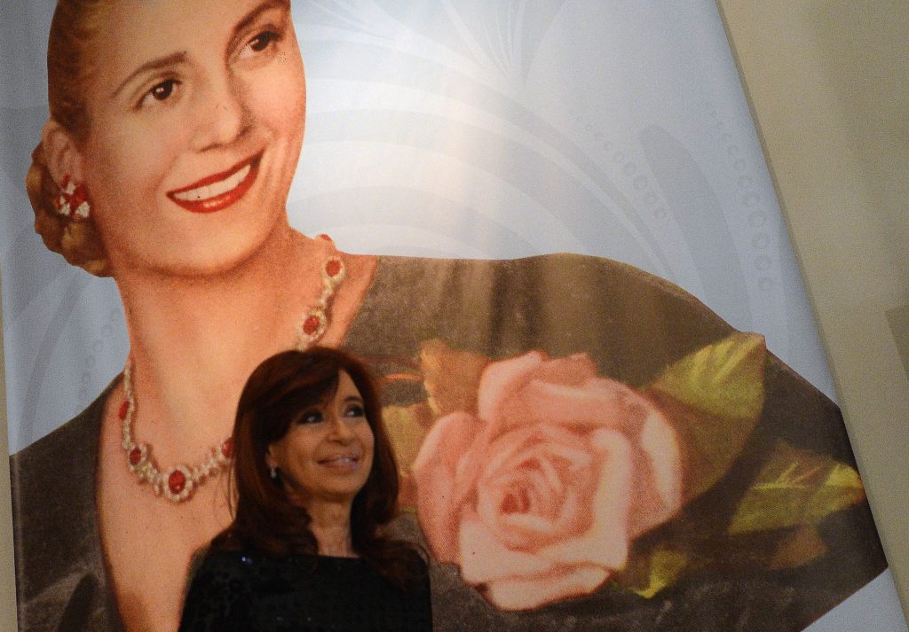 Cristina Fernández de Kirchner inaugura una muestra sobre Eva Perón en el Museo Histórico de Moscú en 2015.