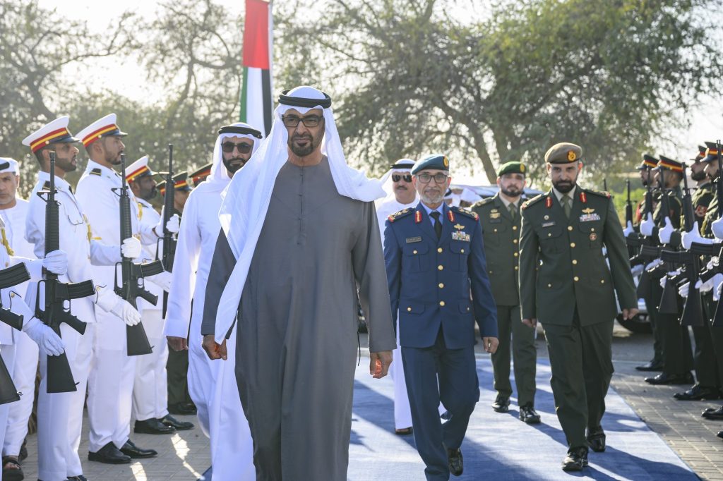 Mohamed bin Zayed al Nahyan, presidente de Emiratos Árabes Unidos, en el Día de la Unificación de las Fuerzas Armadas emiratíes.