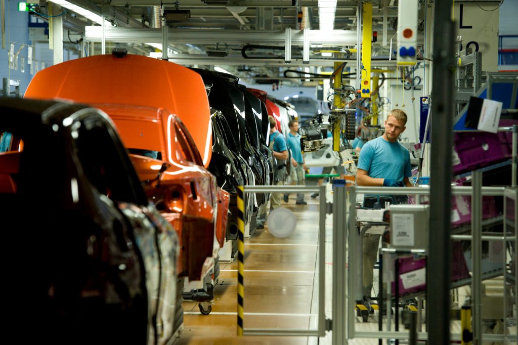 Fábrica de BMW en Leipzig, Alemania. La decadencia de la industria del automóvil ha sido uno de los motivos de la actual crisis del modelo alemán.
