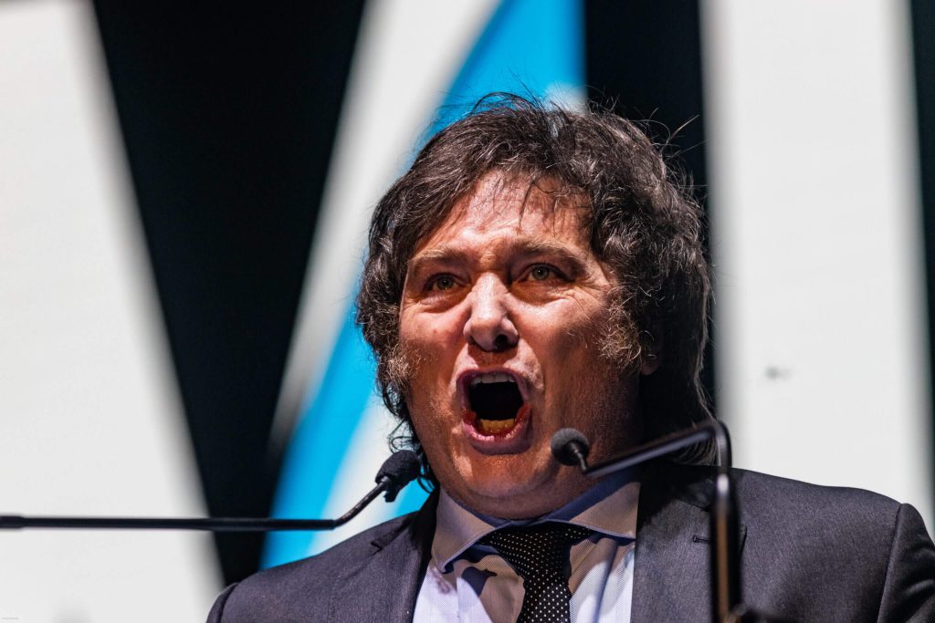 Javier Milei, presidente de Argentina desde el 10 de diciembre de 2023, en un acto público. Bajo su mandato, Milei buscará reforzar las relaciones entre Argentina y Estados Unidos.