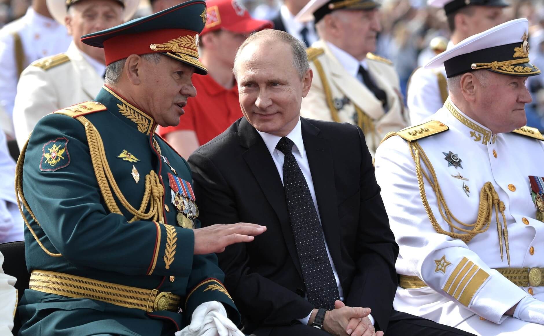 Serguéi Shoigu, hasta ahora ministro de Defensa ruso, junto con el presidente Vladimir Putin.