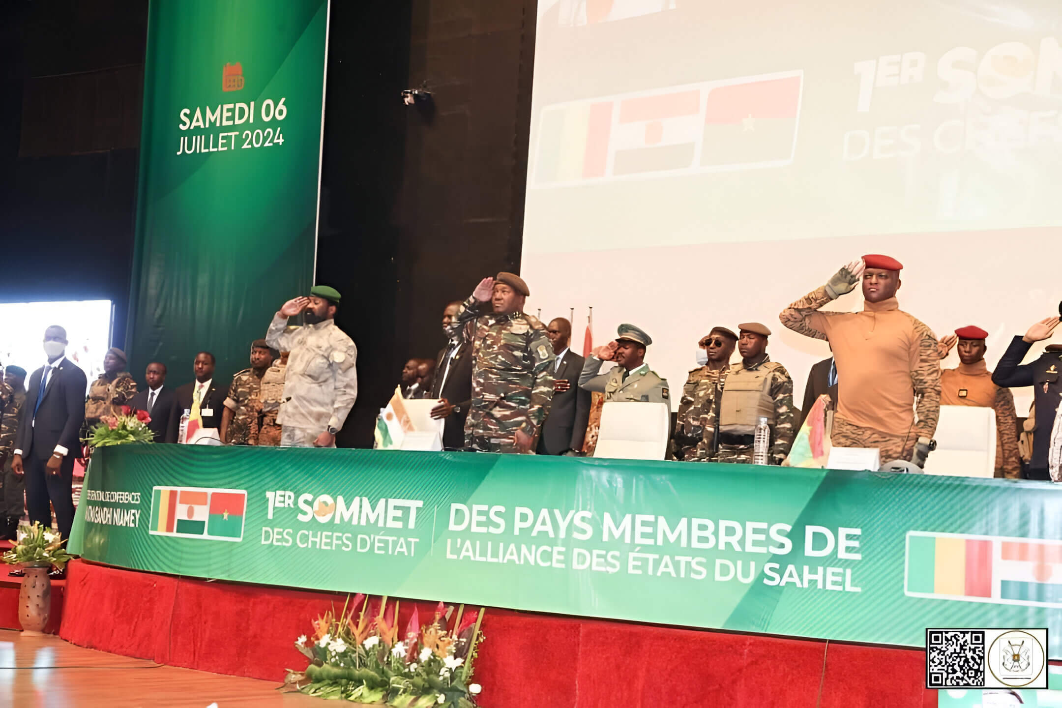 Cumbre para la creación de la Confederación de la Alianza de Estados del Sahel celebrada en Niamey, Níger.