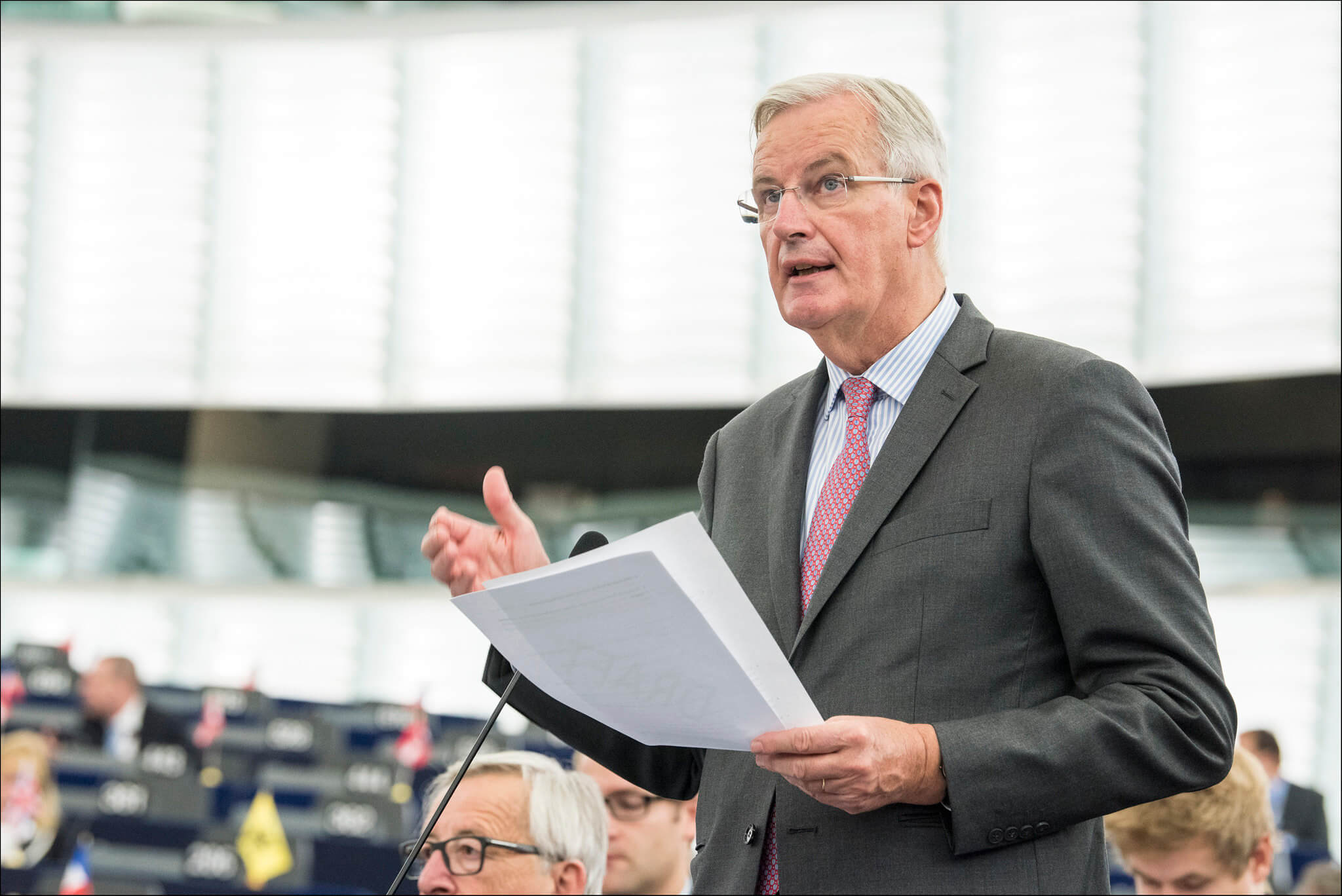 Michel Barnier, actual primer ministro de Francia, en su etapa como eurodiputado.