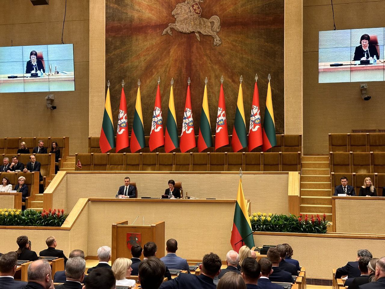 Inauguración de la decimocuarta legislatura del Seimas lituano el 14 de noviembre.