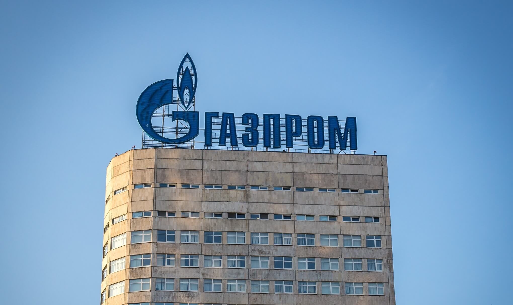 Logo de Gazprom, empresa que suministraba gas a Europa a través de Ucrania. 