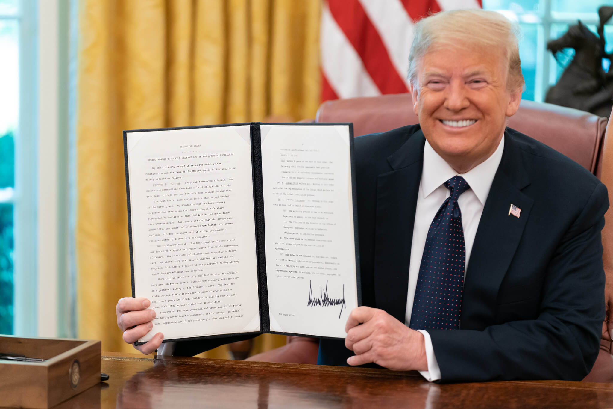 Los aranceles de Donald Trump a más de 90 países entran en vigor y elevan la tasa arancelaria efectiva de Estados Unidos por encima del 17%.