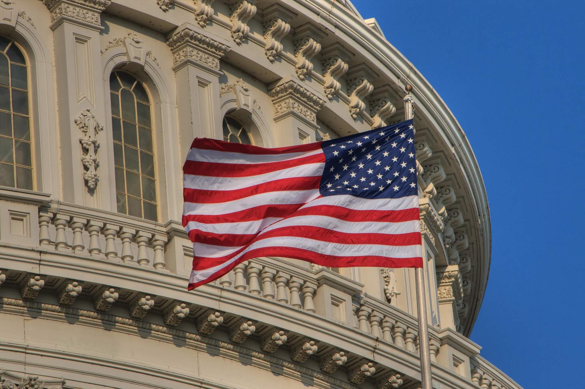 El shutdown en Estados Unidos refleja la parálisis política entre demócratas y republicanos y la estrategia de Trump para imponer su agenda.