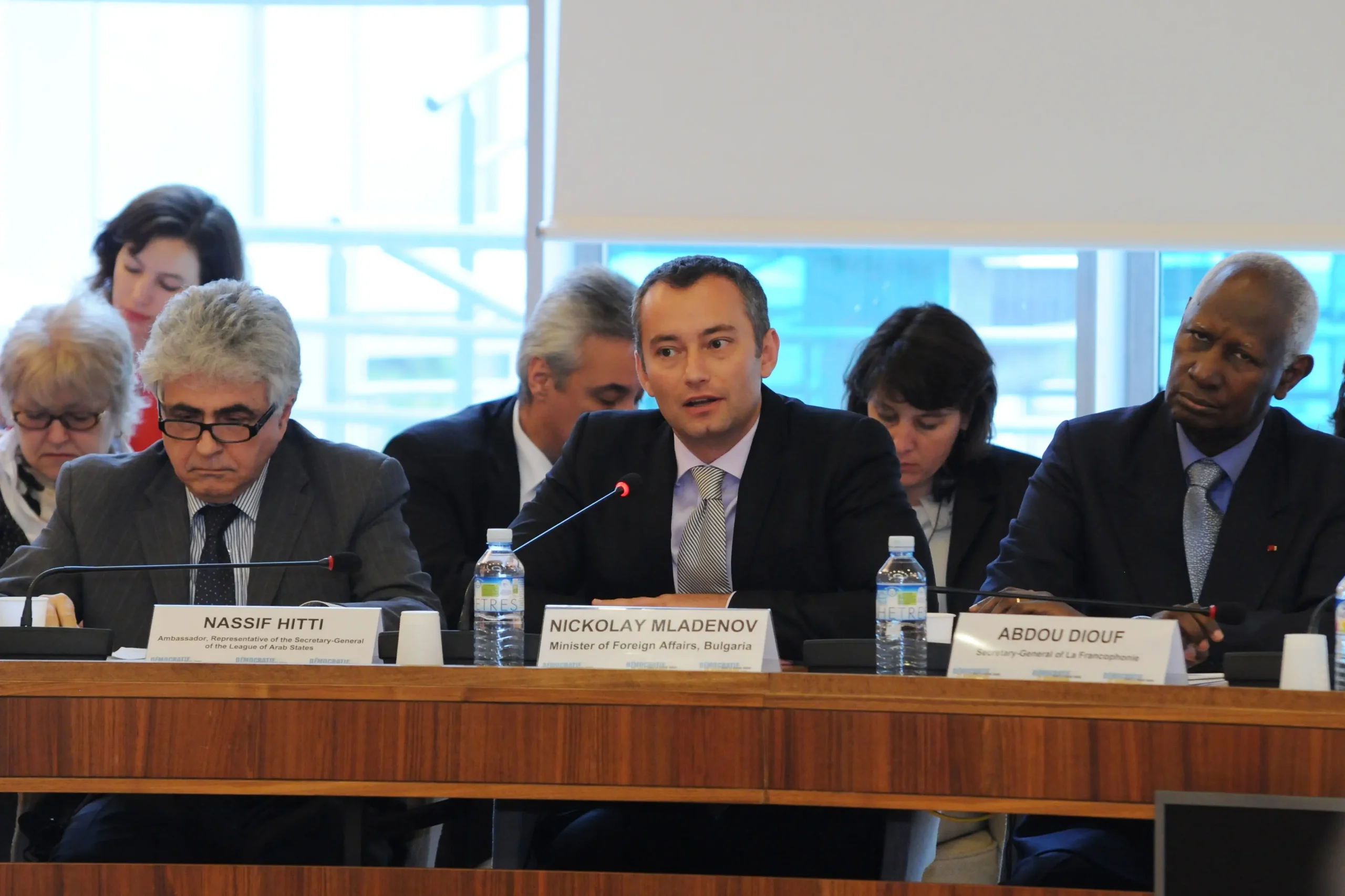 Nickolay Mladenov, cuando era ministro de Exteriores de Bulgaria, participa en una conferencia sobre la "democracia en el mundo árabe" organizada por la UNESCO, en 2011. 