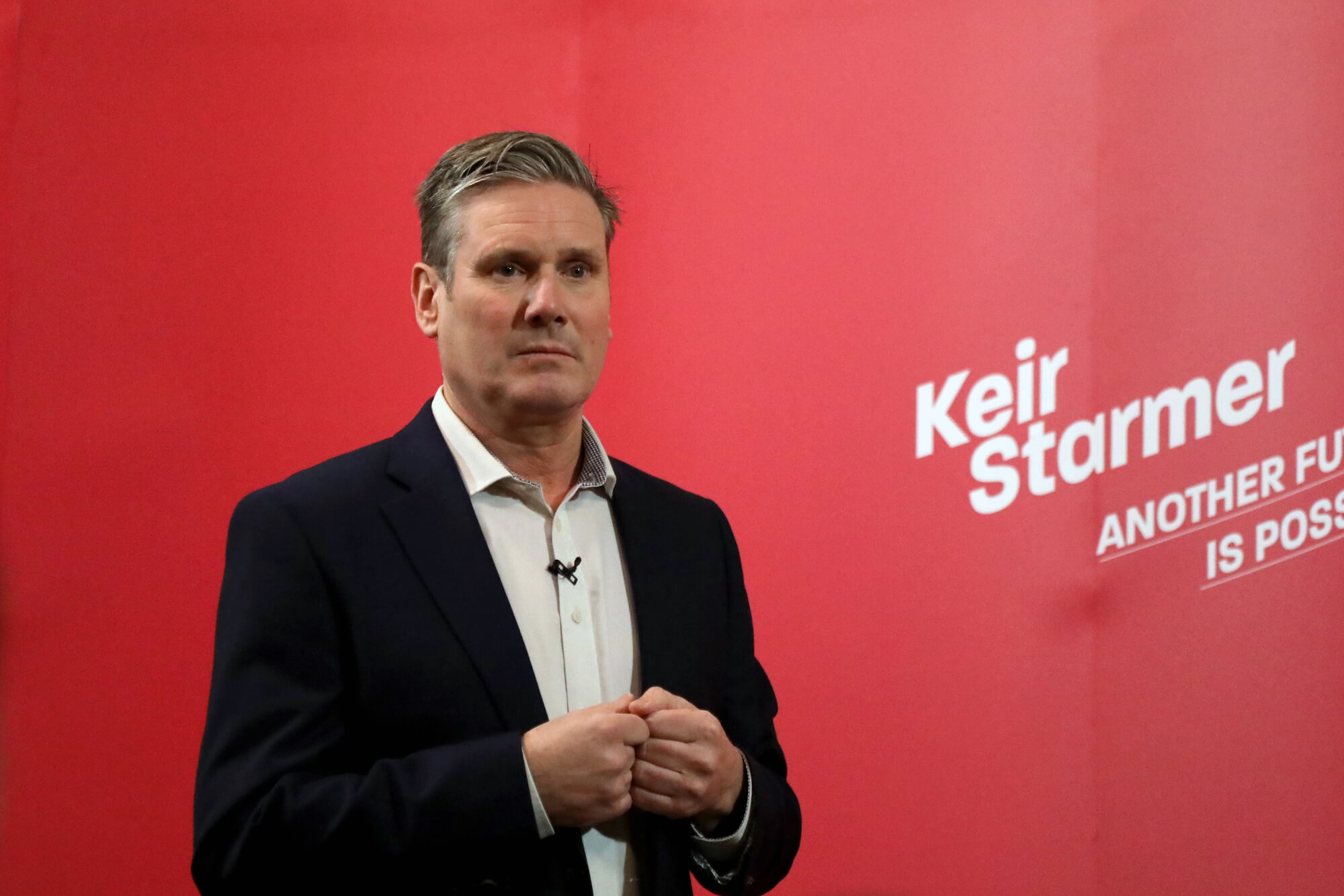 La aparición de nuevas informaciones vinculadas al caso Epstein y su conexión con figuras como Peter Mandelson está provocando una enorme presión sobre el gobierno de Keir Starmer.